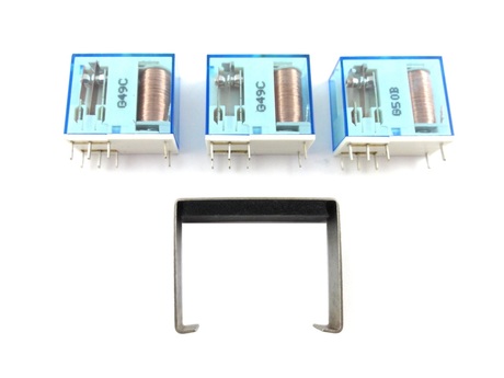 Kartenrelais · Set enthält 3 relays, clamp and stickers. Polzahl: 2-polig, Nenn-Betriebs Strom: 10A, 24V DC Demag Identnummer 47928533