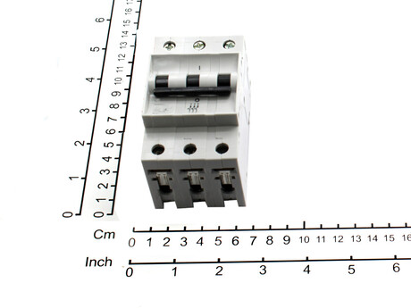 Miniaturschutzschalter · Polzahl: 3-polig, Spannung: 400VAC, Nenn Strom: 1A, Class: C, D=70MM Demag Identnummer 52294662