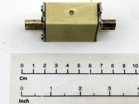 Sicherung · Nenn Strom: 100A, Nenn-Betriebs Spannung: 500VAC, Class: gG, Fuse Größe: NH00 Demag Identnummer 52295581