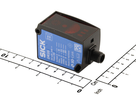 Laserabstandssensor · Measuring Distance: 0,2…35 m, Supply Spannung: 12…30VDC, Output: PNP/NPN Typ, Operational Temperature Range: -30…+55C, IP Class: IP67 Demag Identnummer 52894032