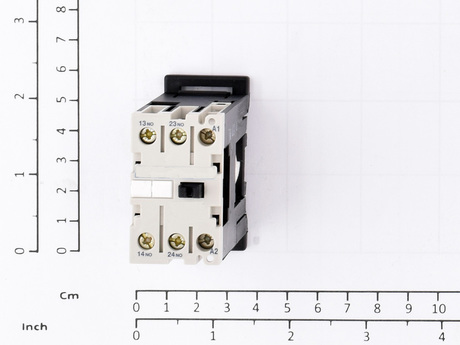 Hilfsschütz · Hilfskontakte: 2 NO, Nenn-Betriebs Strom: 10A, Spulenspannung: 48VAC, Spulenfrequenz: 50/60Hz Demag Identnummer 79282944