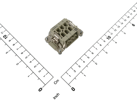 Einsatz (Aussenteil) · Polzahl: 6+PE, Typ: Female, Nenn Strom: 16A, 500V/IEC, 600V/UL/CSA, Screw terminal with wire protection Demag Identnummer 87267544