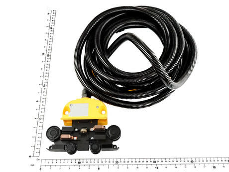 Stromabnehmerwagen · Stromabnehmerwagen DCL-Pro-SAWG4-40PE6m BR Demag Identnummer 87685184