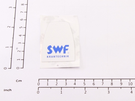 Aufkleber · Aufkleberbeschriftung: „SWF Krantechnik“, Aufkleberbreite: 36,1mm, Aufkleberhöhe: 47,3mm, Textfarbe: Blau auf weißem Hintergrund Demag Identnummer D0003466