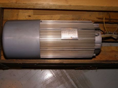 Motor; Hubmotor · P4, 500-525V/50Hz, 550-600V/60Hz Demag Identnummer D0004103