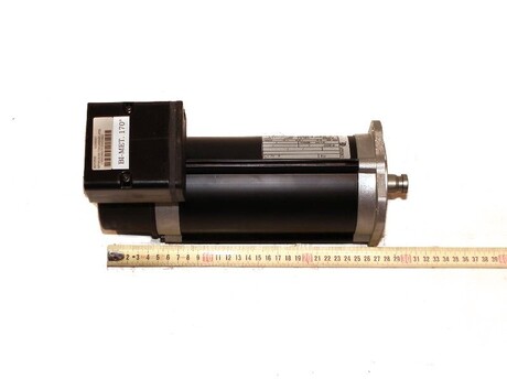 Motor; Fahrmotor · 28,5XD10 M7-Bohrung - Ritzel Ist Erforderlich Demag Identnummer D0004336